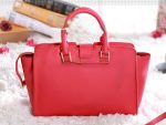 yves-saint-laurent-cabas-chyc-original-leather-tote-red3c59dc048e8850243be8079a5c74d079 (1)