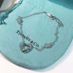 2018-tiffany-new-style-elsa-peretti-diamonds-by-the-yard-open-heart-ladies-silver-bracelet-315121584e732ced3463d06de0ca9a15b6153677-595×595