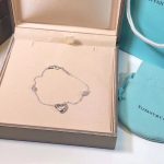 2018-tiffany-new-style-elsa-peretti-diamonds-by-the-yard-open-heart-ladies-silver-bracelet-315121584e732ced3463d06de0ca9a15b6153677-595×595