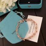 2020-hot-selling-tiffany-harddwear18k-rose-gold-link-bracelet-for-ladies-price-list-online-replica-popular-jewelleryf7177163c833dff4b38fc8d2872f1ec6-595×763