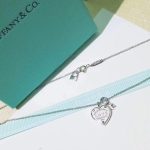 2020-hot-selling-tiffany-return-to-925-silver-heart-lock-key-pendant-women-fake-necklace-in-hk17e62166fc8586dfa4d1bc0e1742c08b-595×595