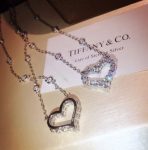 2020-popular-tiffany-platinum-heart-pendant-ladies-925-silver-diamonds-necklace-hk19ca14e7ea6328a42e0eb13d585e4c22-595×595