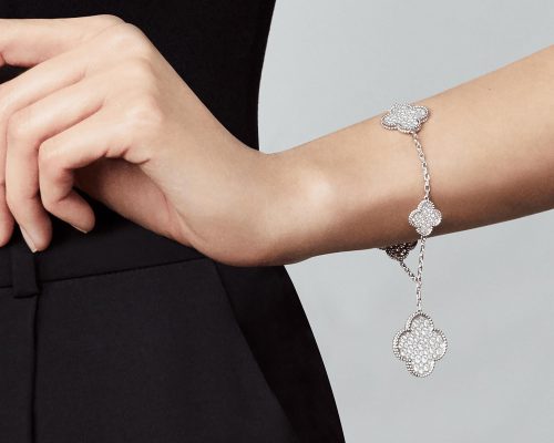 Van Cleef & Arpels Magic Alhambra Bracelet 5 Motifs White Gold With White Mother Of Pearl photo review