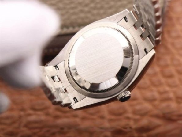 Rolex0081-18-600×451-1