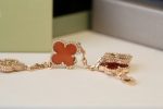 all-the-rage-van-cleef-arpels-vintage-alhambra-bracelet-5-motifs-rose-gold-with-carnelian98f13708210194c475687be6106a3b84-595×595