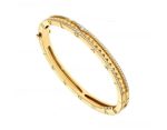 b-zero1-rock-18kt-yellow-gold-bracelet-with-studded-spiral-and-pave-diamonds-on-the-edgeseccbc87e4b5ce2fe28308fd9f2a7baf3-595×464