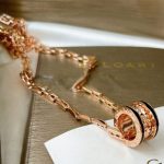 b-zero1-rock-necklace-rose-gold-with-black-ceramic-copyaab3238922bcc25a6f606eb525ffdc56-595×595