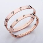 cartier-couple-bracelet-pink-gold-4-diamonds-b6041005-new-version-prevent-screws-fall-out182be0c5cdcd5072bb1864cdee4d3d6e (1)