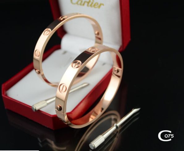 cartier-couple-bracelet-pink-gold-b6041002-new-version-prevent-screws-fall-outaab3238922bcc25a6f606eb525ffdc56