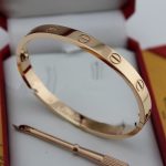 cartier-couple-bracelet-pink-gold-b6041002-new-version-prevent-screws-fall-outcfcd208495d565ef66e7dff9f98764da