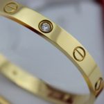 cartier-couple-bracelet-yellow-gold-4-diamonds-b6041004-new-version-prevent-screws-fall-outb6d767d2f8ed5d21a44b0e5886680cb9-2