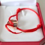 cartier-double-ring-love-bracelet-pink-gold-red-rope19ca14e7ea6328a42e0eb13d585e4c22-1-595×595