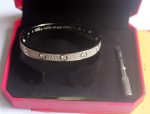 cartier-semi-open-love-bracelet-yellow-gold-4-diamonds3c59dc048e8850243be8079a5c74d079