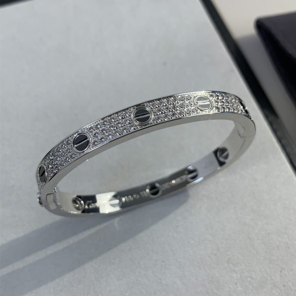 cartier-love-bracelet-diamond-paved-wiht-black-ceramic-white-gold-b603241770efdf2ec9b086079795c442636b55fb