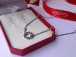 cartier-love-necklace-white-gold-diamonds-b721940034173cb38f07f89ddbebc2ac9128303f