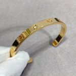 cartier-semi-open-love-bracelet-with-1-diamonds-yellow-gold-white-gold-rose-gold98f13708210194c475687be6106a3b84-595×399