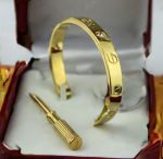 cartier-semi-open-love-bracelet-yellow-gold-4-diamonds3c59dc048e8850243be8079a5c74d079