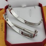 cheap-cartier-love-bracelet-for-men-and-women-white-gold-b6035416-new-version-prevent-screws-fall-out8e296a067a37563370ded05f5a3bf3ec