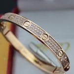 copy-cartier-love-bracelet-paved-diamonds-pink-gold-n60369161f0e3dad99908345f7439f8ffabdffc4