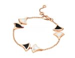 divas-dream-bracelet-rose-gold-with-mother-of-pearl-and-onyx-br856995cfcd208495d565ef66e7dff9f98764da-595×464 (1)