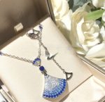 divas-dream-necklace-blue-sapphires-and-white-gold-copyd3d9446802a44259755d38e6d163e820-1-595×574