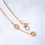 divas-dream-necklace-with-mother-of-pearl-and-pave-diamodns-rose-gold-11-replicaa5bfc9e07964f8dddeb95fc584cd965d-595×595