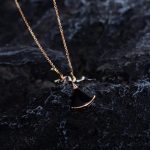 divas-dream-small-necklace-with-onyx-and-1-diamodns-rose-gold-copyc9f0f895fb98ab9159f51fd0297e236d-595×464