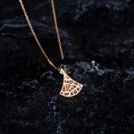 divas-dream-small-necklace-with-pave-diamonds-rose-gold-fake1f0e3dad99908345f7439f8ffabdffc4-595×464