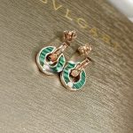 earrings-rose-gold-with-malachite-and-diamonds-perfect-replicaa87ff679a2f3e71d9181a67b7542122c