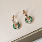 earrings-rose-gold-with-malachite-and-diamonds-perfect-replicaa87ff679a2f3e71d9181a67b7542122c