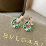 earrings-rose-gold-with-malachite-and-diamonds-perfect-replicaa87ff679a2f3e71d9181a67b7542122c