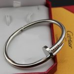 fake-cartier-juste-un-clou-bracelet-white-gold-b6037615d3d9446802a44259755d38e6d163e820-1