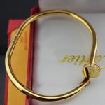 fake-cartier-juste-un-clou-bracelet-yellow-gold-diamondsc4ca4238a0b923820dcc509a6f75849b