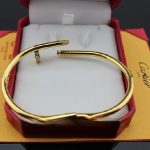 fake-cartier-juste-un-clou-bracelet-yellow-gold-diamondsc4ca4238a0b923820dcc509a6f75849b