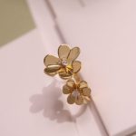 fake-van-cleef-arpels-frivole-between-the-finger-ring-yellow-gold-with-diomonds-couple-style3416a75f4cea9109507cacd8e2f2aefc-595×595