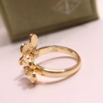 fake-van-cleef-arpels-frivole-between-the-finger-ring-yellow-gold-with-diomonds-couple-style3416a75f4cea9109507cacd8e2f2aefc-595×595