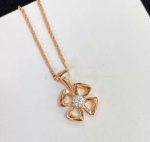 fiorever-four-petal-flower-necklace-with-1-diamonds-rose-gold-and-white-gold-0-04236111111111119bf31c7ff062936a96d3c8bd1f8f2ff3-1-595×595