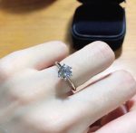 hot-selling-tiffany-setting-engagement-white-gold-female-dimonda-ring-widding-ring-in-platinum8f14e45fceea167a5a36dedd4bea2543-595×595