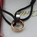 imitation-cartier-love-bracelet-pink-gold-white-gold-black-cordd645920e395fedad7bbbed0eca3fe2e0-1