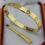 imitation-cartier-men-and-women-yellow-gold-love-bracelet-4-diamonds-b6035916-new-version-prevent-screws-fall-outc16a5320fa475530d9583c34fd356ef5