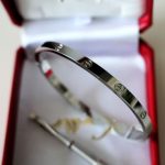 new-cartier-love-bracelet-sm-white-gold-b60474173416a75f4cea9109507cacd8e2f2aefc-595×595