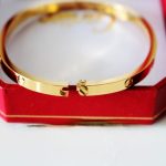 new-cartier-love-bracelet-sm-yellow-gold-b60475178e296a067a37563370ded05f5a3bf3ec-1-595×595