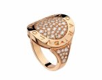 pink-gold-ring-with-pave-diamonds-an85486219ca14e7ea6328a42e0eb13d585e4c22-595×464 (1)