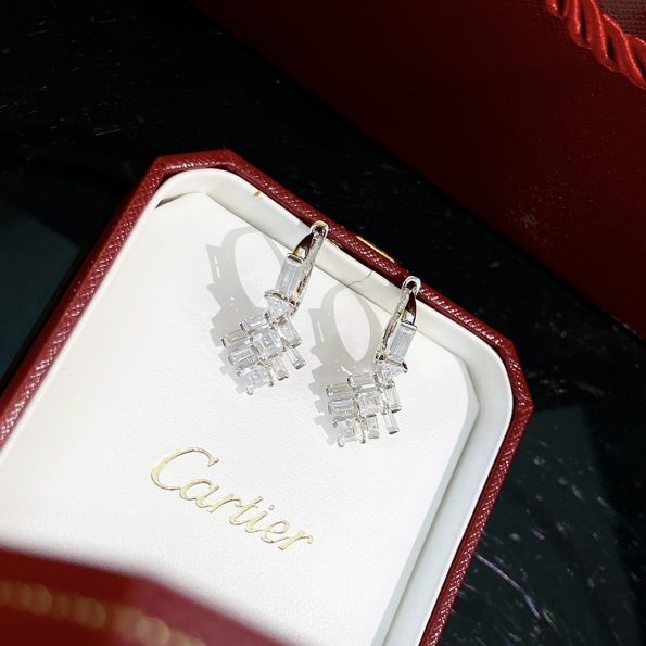 reflection-de-cartier-earrings-white-gold-with-diamondsa1d0c6e83f027327d8461063f4ac58a6