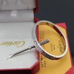 replica-cartier-love-bracelet-white-gold-diamonds-n6033601e4da3b7fbbce2345d7772b0674a318d5