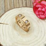 replica-cartier-love-ring-in-pink-gold-set-with-6-diamondse4da3b7fbbce2345d7772b0674a318d5