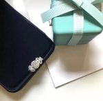 replica-tiffany-bow-ribbon-bow-crystal-design-round-diamond-womens-platinum-engagement-ring-high-jewelry-grp1090037693cfc748049e45d87b8c7d8b9aacd