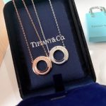 replica-tiffany-t-two-collection-diamond-hollow-circle-pendant-womens-necklace-18k-rose-gold-platinum-spring-fashion-62996110-6299609934173cb38f07f89ddbebc2ac9128303f-595×543