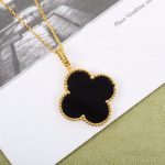 replica-van-cleef-arpels-magic-alhambra-long-necklace-1-motif-pendant-24mm1c383cd30b7c298ab50293adfecb7b18-595×595