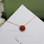 replica-van-cleef-arpels-perlee-couleurs-pendant-rose-gold-carnelian3416a75f4cea9109507cacd8e2f2aefc